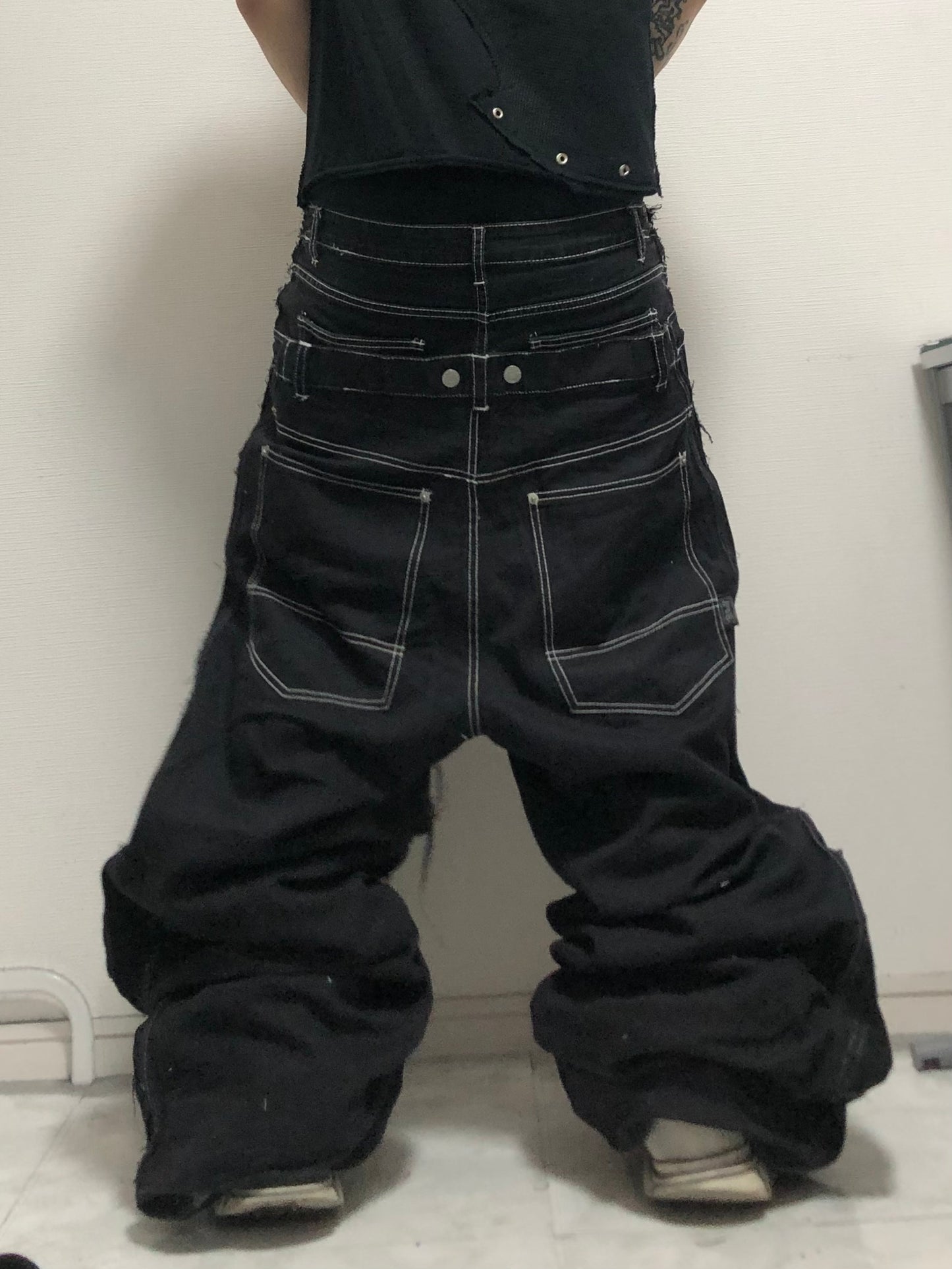 FRACTURED LAYER PAINTER DENIM