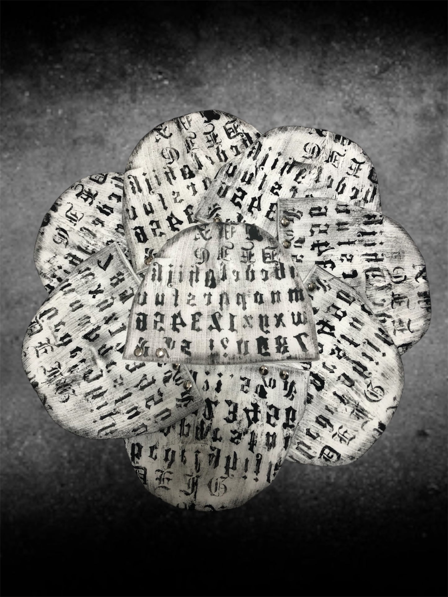 (受注)Cursebound Sigil Beanie