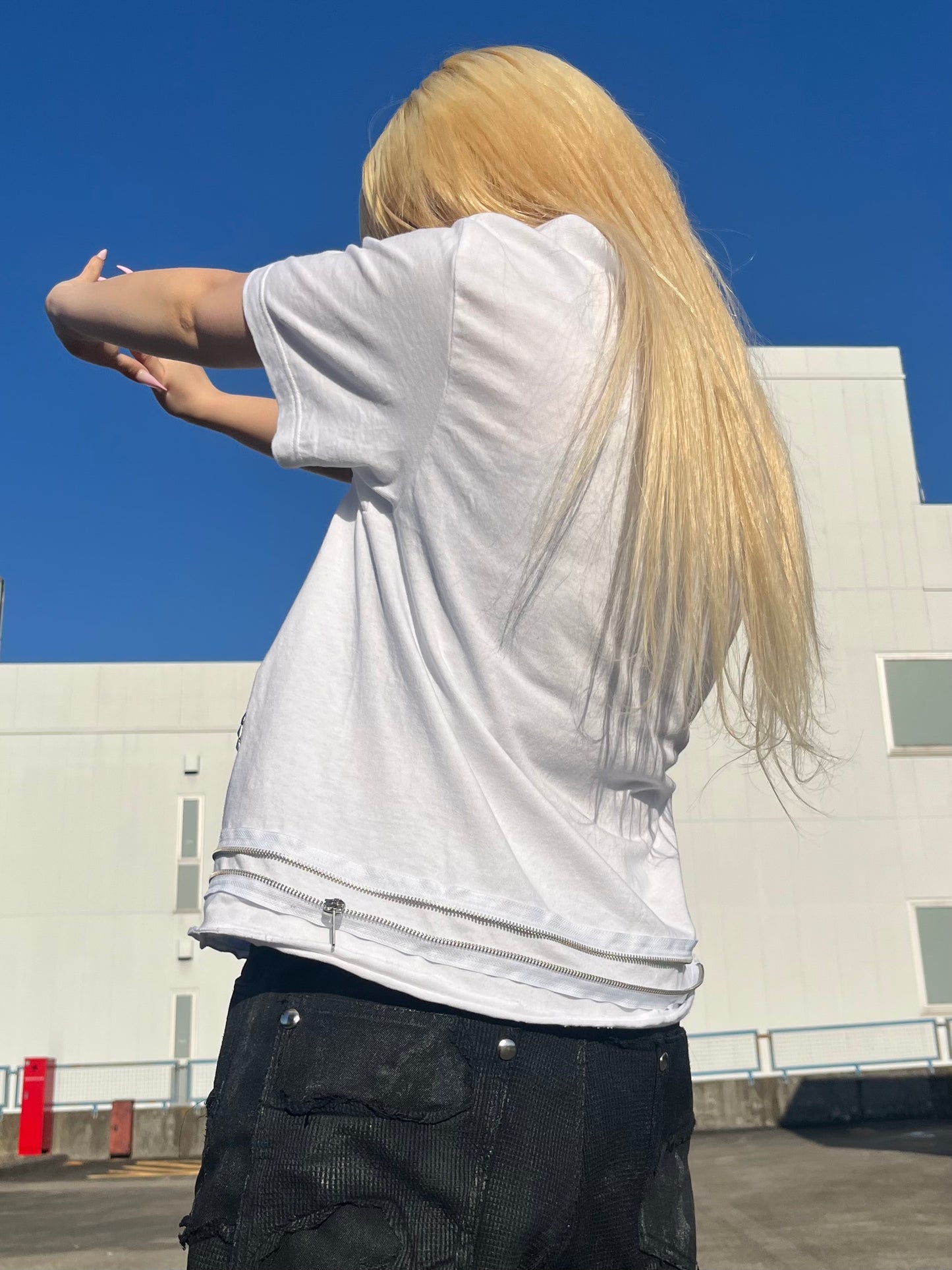 GLITCH SCRIPT TEE