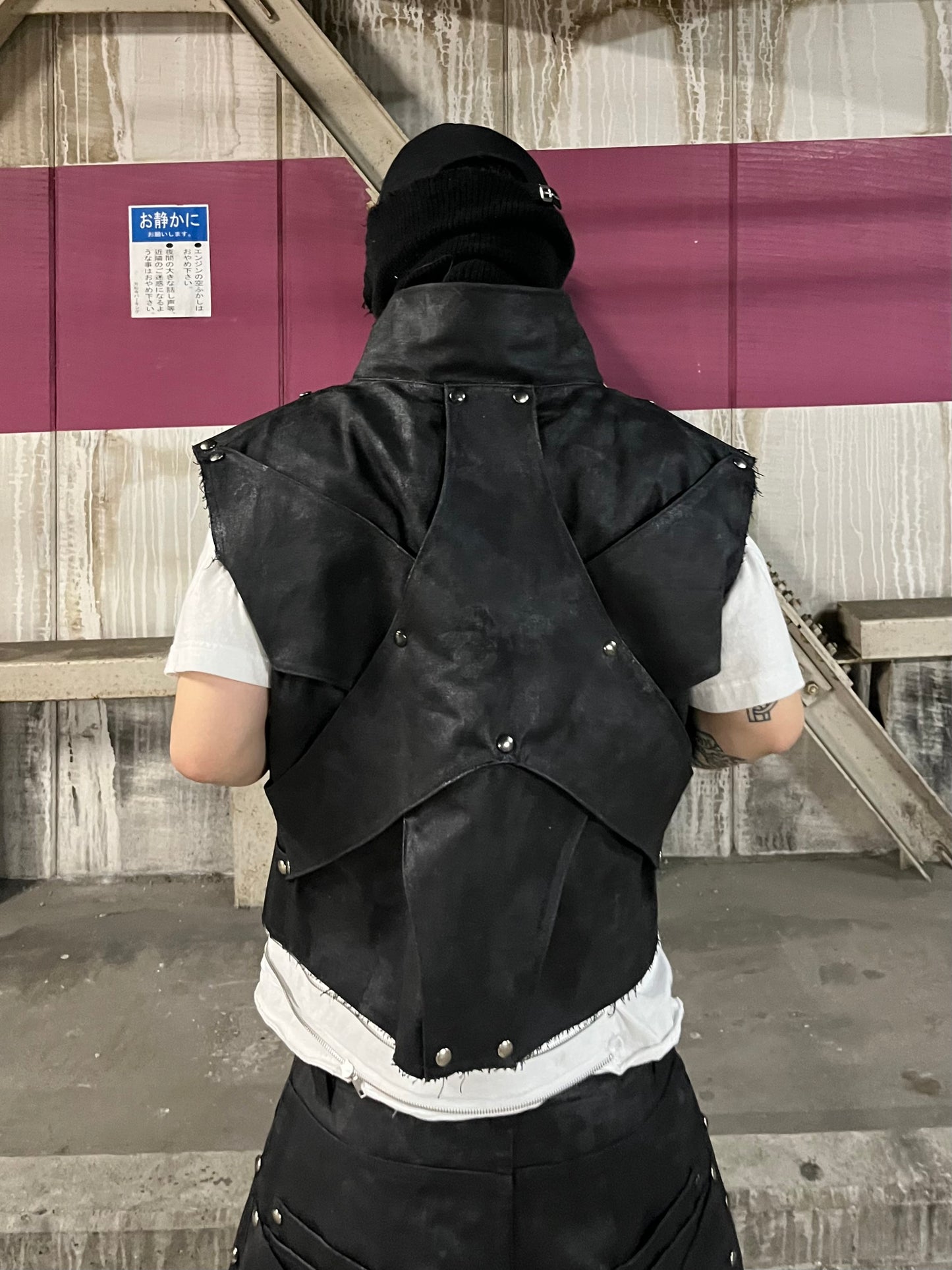 NULL VEST