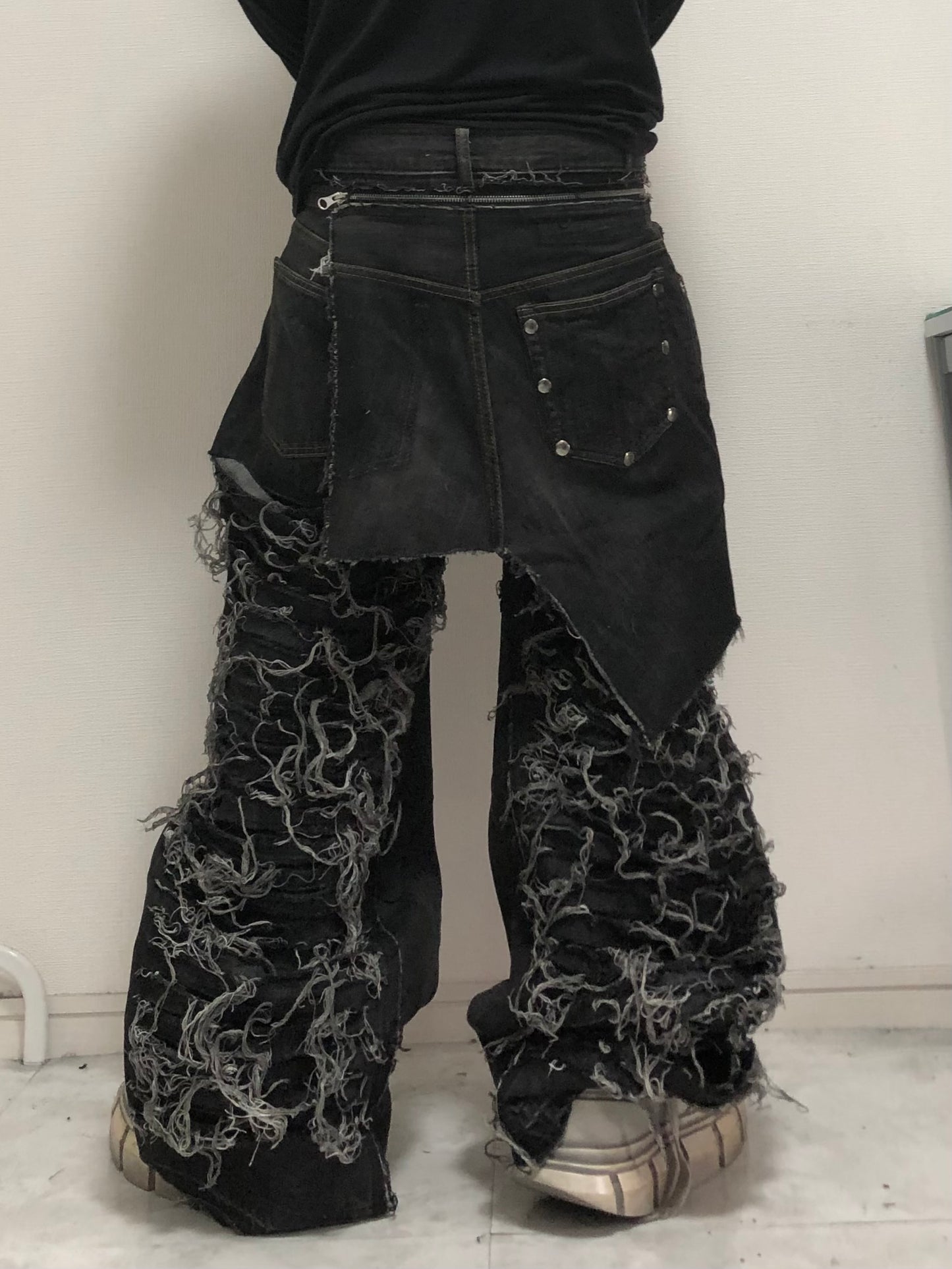 gimmick damage denim pants
