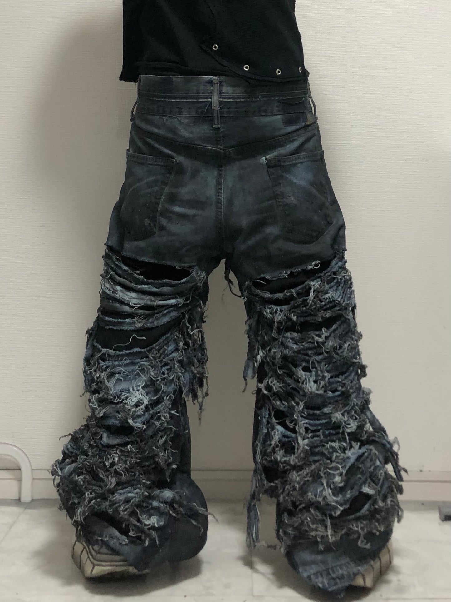 all damage denim pants