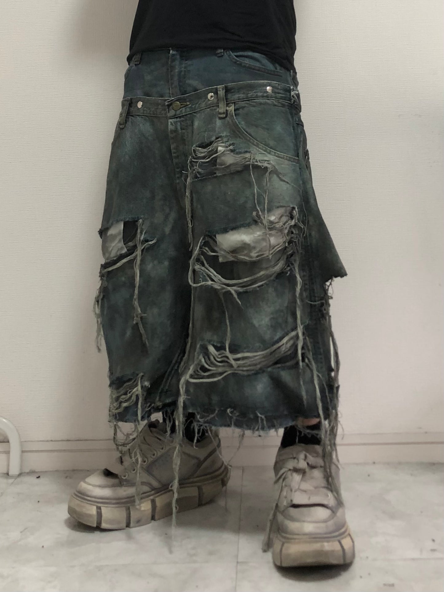 docking half damage denim pants