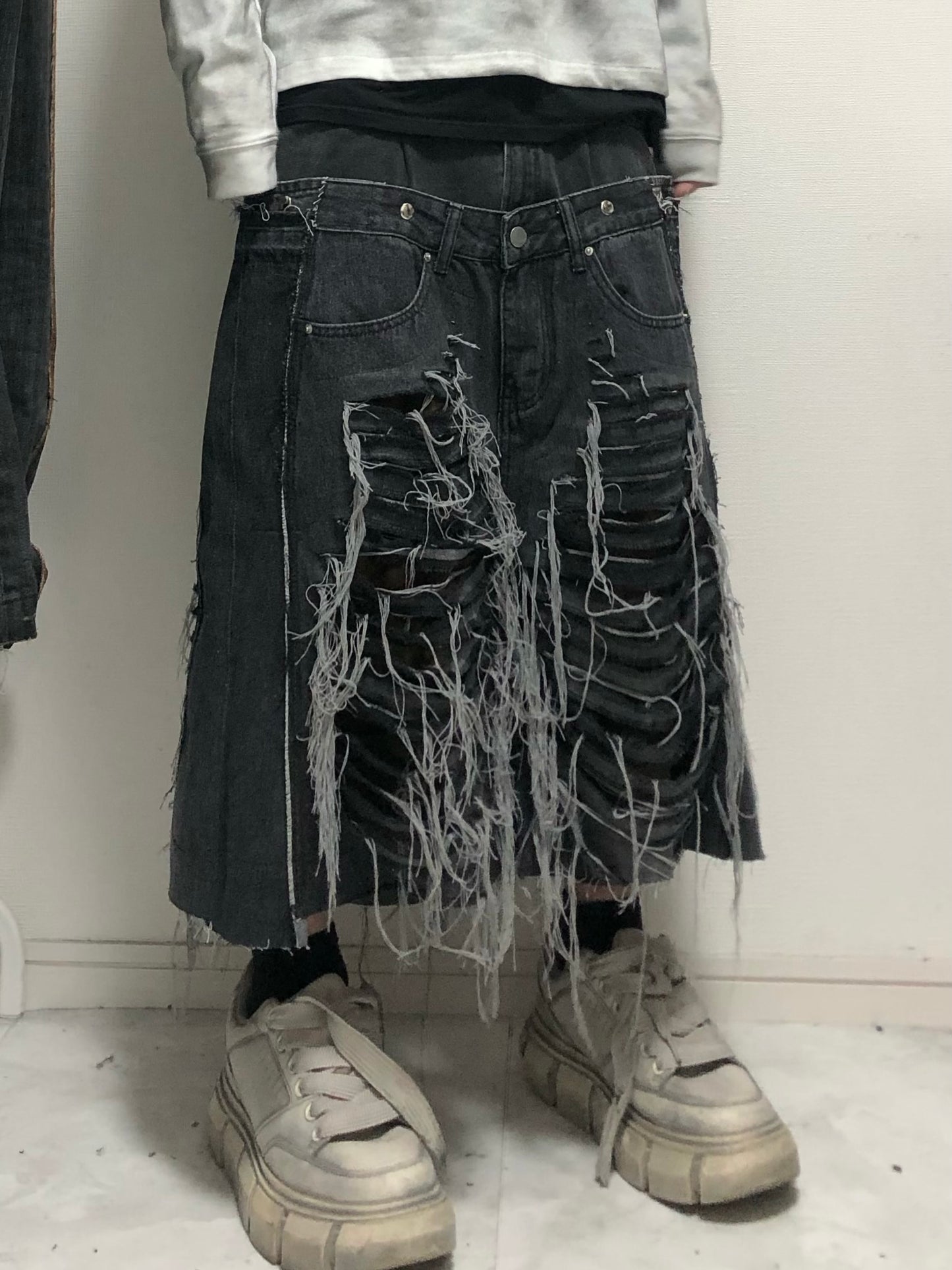 SHRED CAMO denim pants