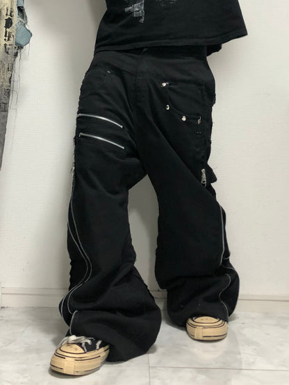 posting black denim pants