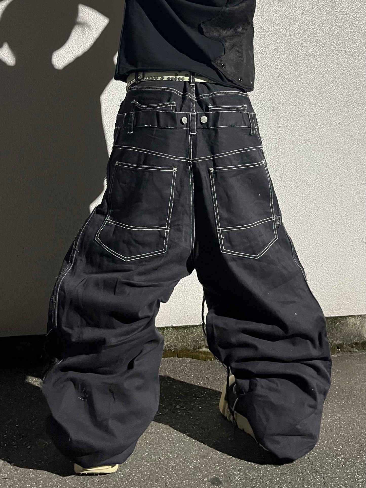 FRACTURED LAYER  PAINTER DENIM