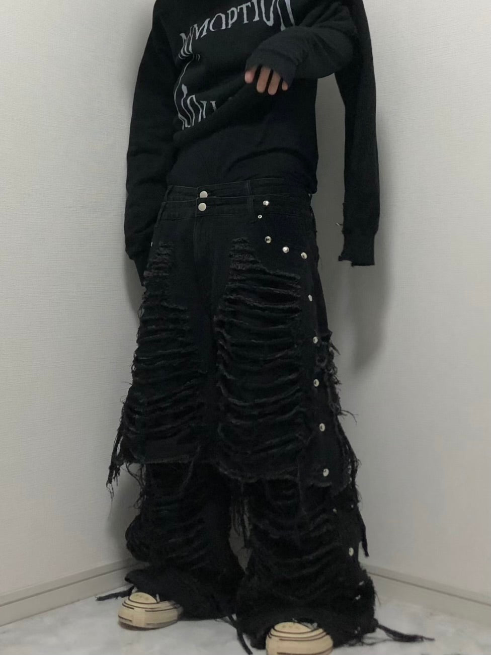 half docking damage black denim pants